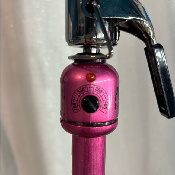 curling iron - Picture 3 of 5